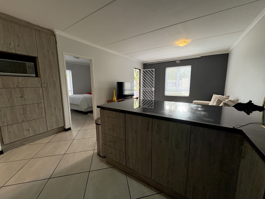 2 Bedroom Property for Sale in Buh Rein Estate Western Cape